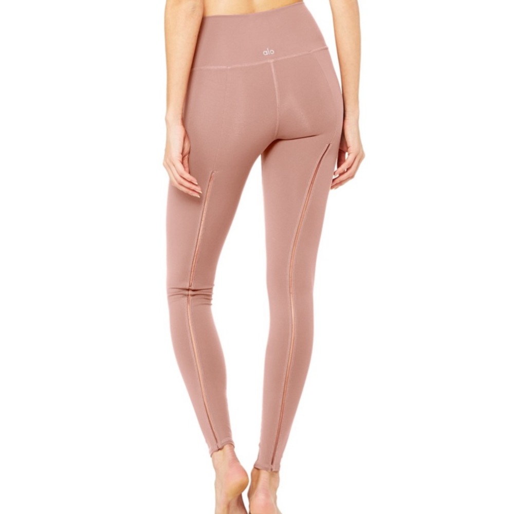 Brand new ALO yoga high waist legging
